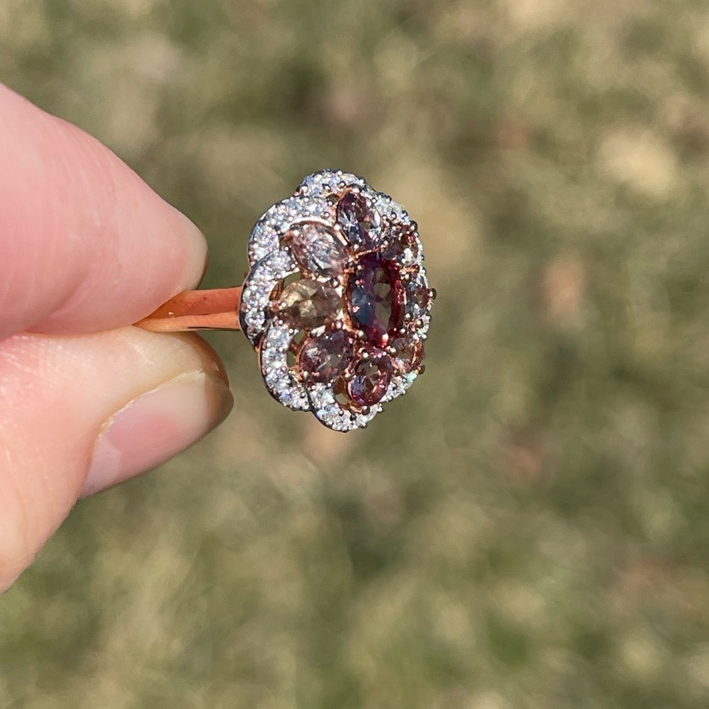 Madagascar Color Change Garnet Floral Ring - Picture 2 of 7
